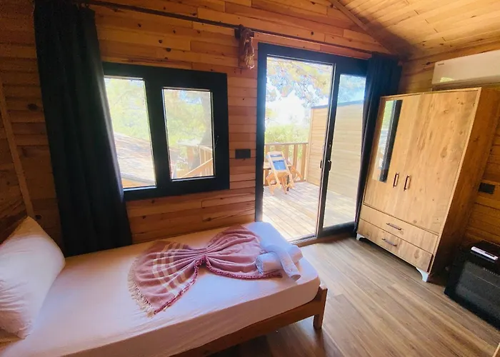 Reflections Camp Campeggio *