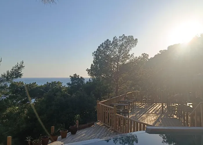 Reflections Camp Campeggio Faralya